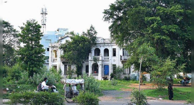 The main land acquisition puts VMC in a narrow place