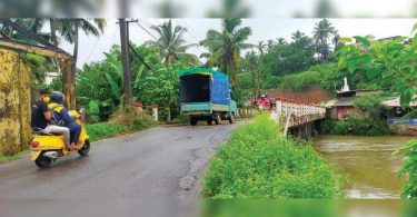 The new bridge to join the one on the tar River: Mapusa Mla