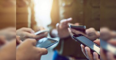 Buy a used phone? Delhi's police want you to check this first