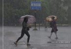 Heavy rain continues in Mumbai; The train runs too late