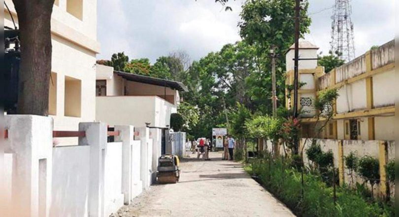 Ed raids on but there is no trace of Anil Deshmukh