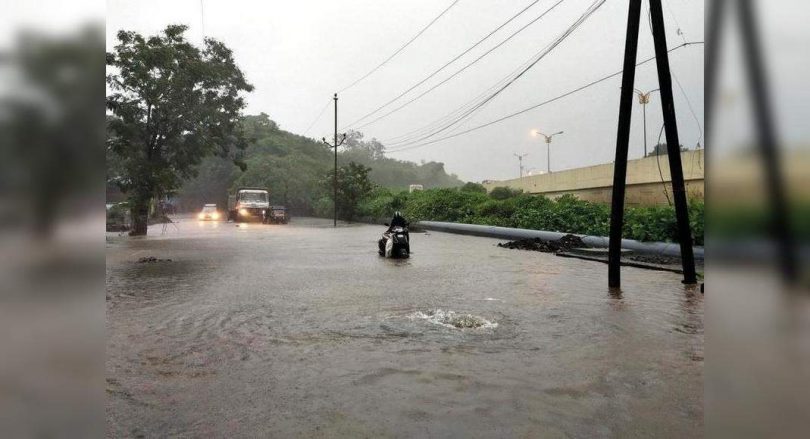 Navi Mumbai gets 260mm rainfall, in Thane, men are afraid of sinking