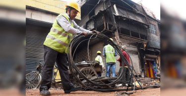 Out of expensive pact set to save disco RS 800CR / year