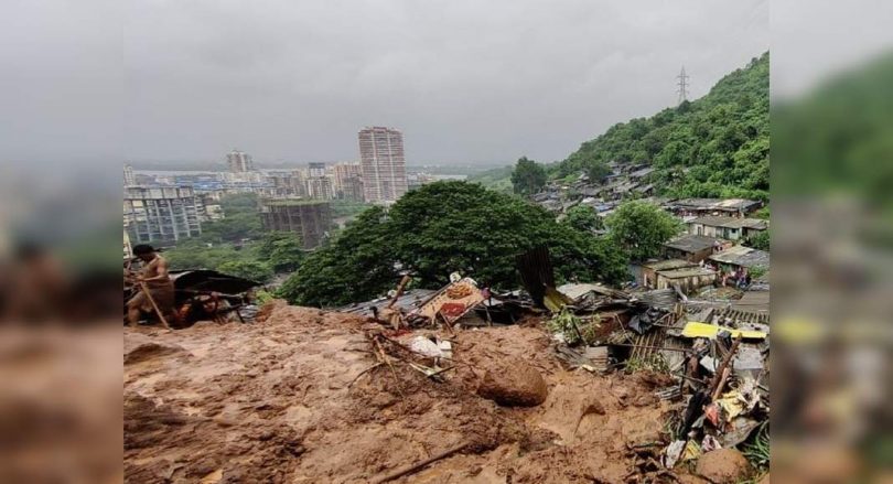 5 killed after being trapped under Mudslide