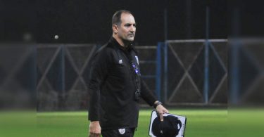 The Indian football team coach contract extended until next September