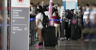 Canada to let the US citizens who are vaccinated into the country on August 9