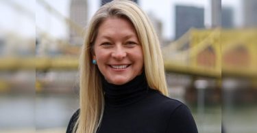 US offerings to attract talents: US immigration system mentality is often based on suspicious fraud, said Jennifer Grundy-Young