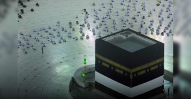 Son of pilgrimage pilgrimage guide in tribute to father who died of covid