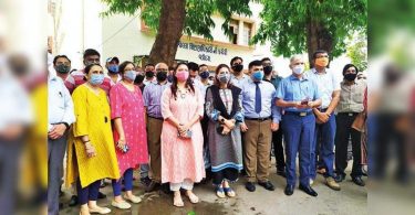 The schools funded alone demanded back, threatening to stop the online class