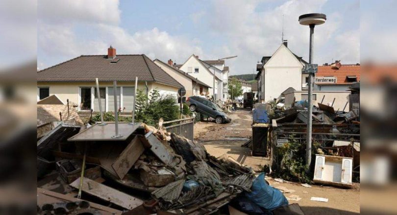 German Rescuers Race to prevent health emergency in the flood area