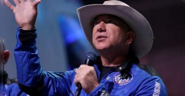 Jeff Bezos Thank you and Amazon Employees to help him pay for a space travel