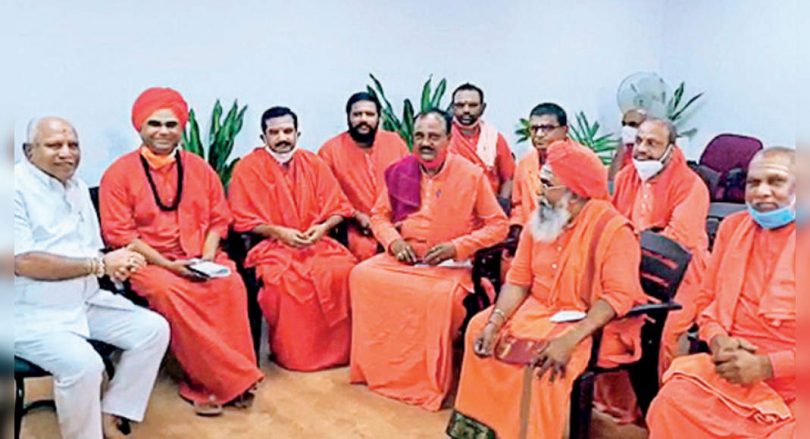 Seers rallied behind BSY, said he had to continue as cm