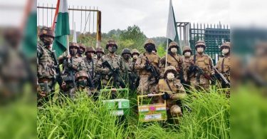 Army, BSF Exchange Sweets with Pakistani colleagues on Eid al-Fitr