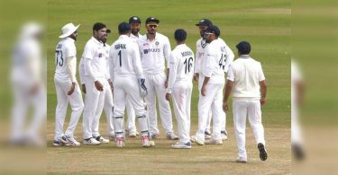 Umesh leads a good bowling display as an Indian bowl outside the County XI