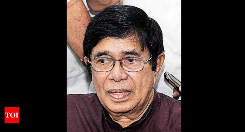 Cong leader asks about health fernandes