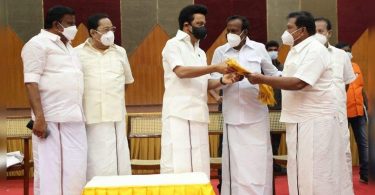 Workers from many parties move to join DMK