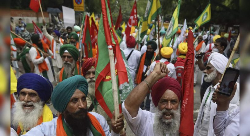 Protesting the leaders of farmers said they were suspicious of the government lurking them