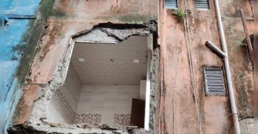 The flat part in Mahagiri Koliwada collapsed