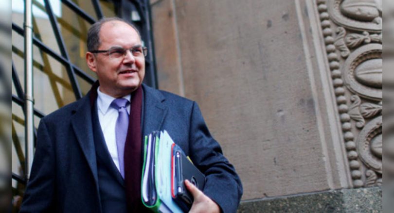 Russia, China failed at the United Nations in an effort to turn off the bosnia peace envoy