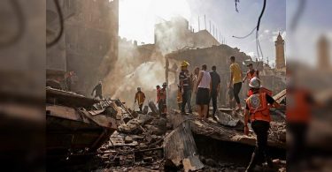 Gaza City Blast kills 1, injuring 10, Shakes Crowded Area