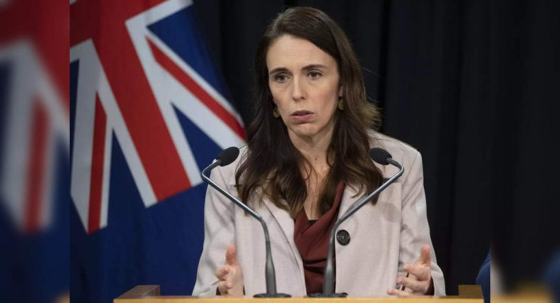 Covid: New Zealand suspends quarantine free journey with Australia