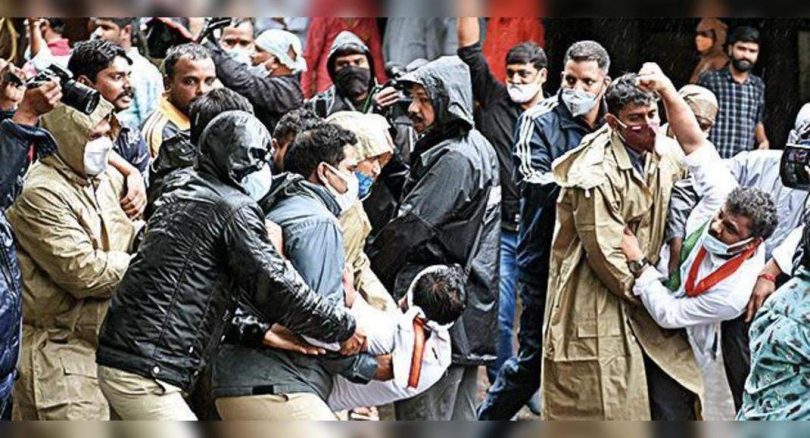 Chalo Raj Bhavan Rally from Congress was thwarted in Telangana