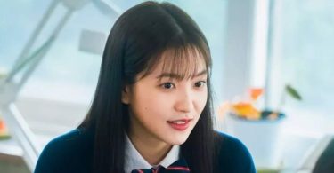 Yeri red velvet on 'blue birthday'