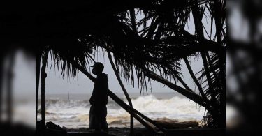 Red warning for six rain hit districts in Maha