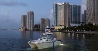 Small flotilla leaves Miami to show support for Cuban people