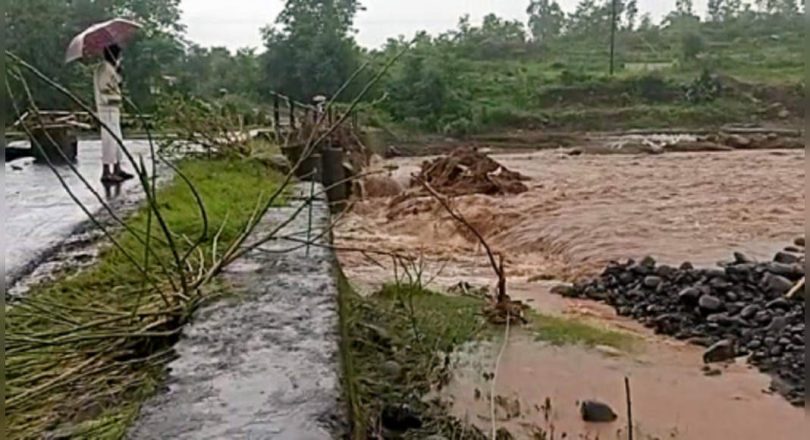 90 was killed, 70 lost when the rain brought a disaster across Maharashtra