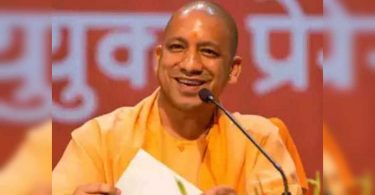 Yogi called Rahul Gandhi for his 'Aam Batat'
