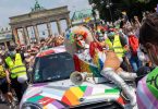 Thousands of marches and dancing for LGBTQ rights in Berlin Parade