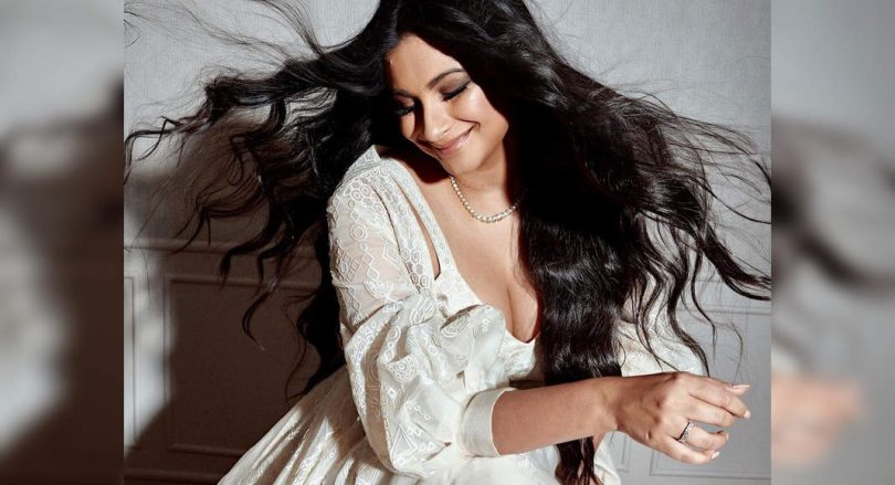 Rhea is the happiest bride, see photo