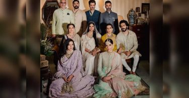 Rhea-karan kingdom wedding pic with family