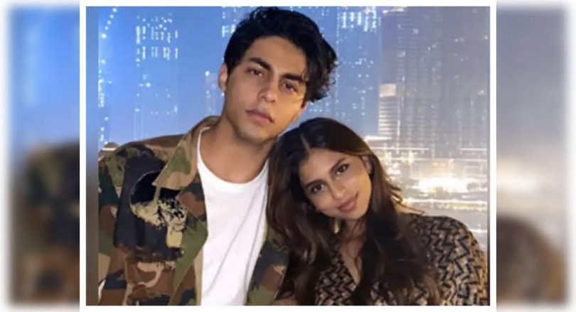 Invisible Young Pic Suhana and Aryan Khan