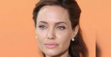 Jolie slams us to withdrawal Afghanistan
