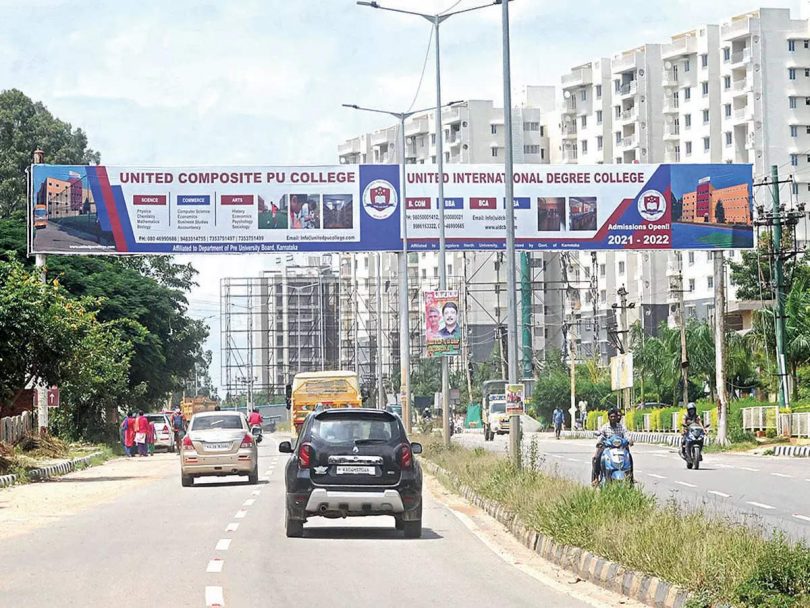 Hoarding is prohibited: shift action to the periphery