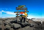 Teen Scales Washim MT Kilimanjaro, the highest point in Africa