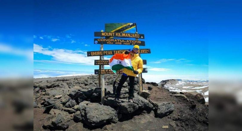 Teen Scales Washim MT Kilimanjaro, the highest point in Africa