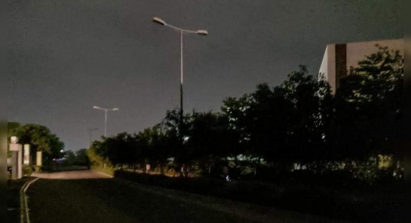 Dead street lights, causing crashes after dark in sector 109, say residents