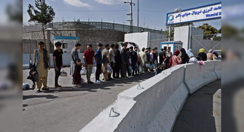 The US warns' specific and credible threats near Kabul airport