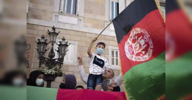 Educator calls the Taliban not to replace the system