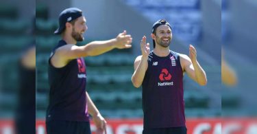 Mark Wood, Chris Woakes is available for selection for the fourth test