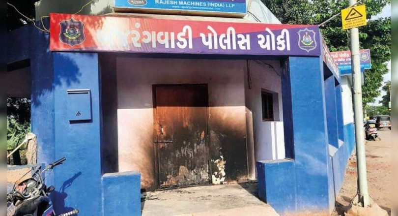 Want to be imprisoned, the man who was harassed made Chowki police