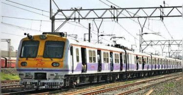 Thane: Alert Motorman Spots Stones, stop the local train struggling