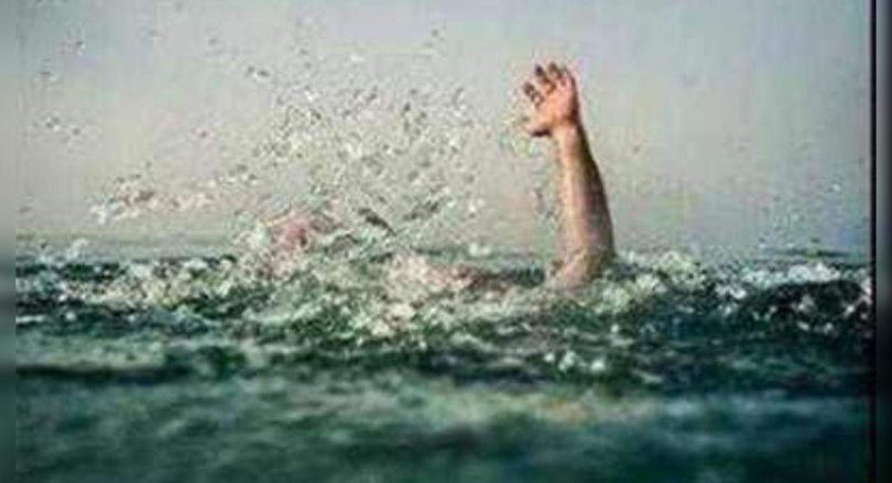 Delhi: 3 teenagers sank on the Yamuna River, which was saved by locals