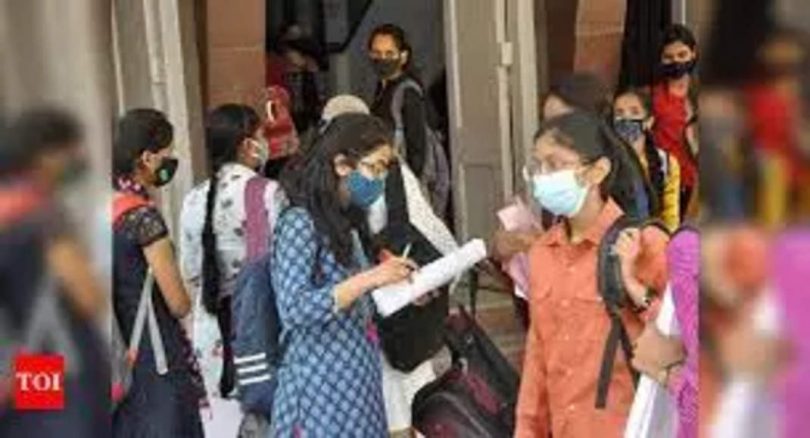 Delhi: 50% of students per class, lunch breaks staggered between DDMA guidelines to reopen