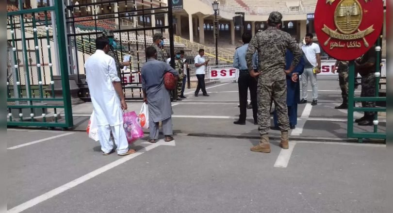 Madhya Pradesh: Pakistan handed over Prahlad to India on the border of the wagah