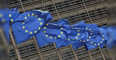 The EU brings us from a safe travel list; Return to travel restrictions