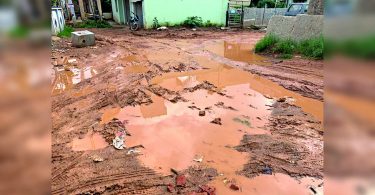 B'Lruru: Tanker Water Trapped on Track Slushy Varthur